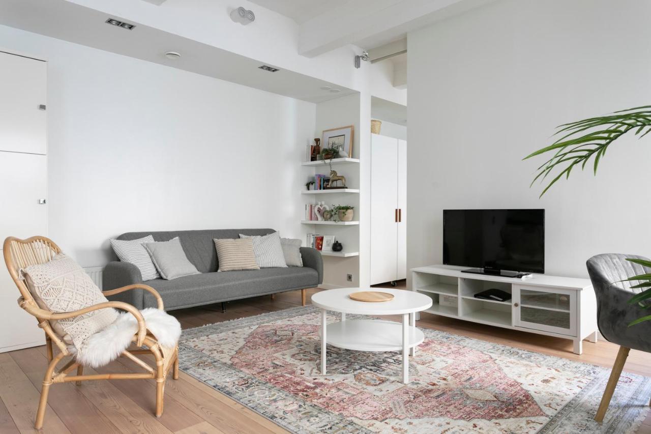 2Ndhomes Loft Apartment With Spa & Balcony By The White Church Helsinki Ngoại thất bức ảnh