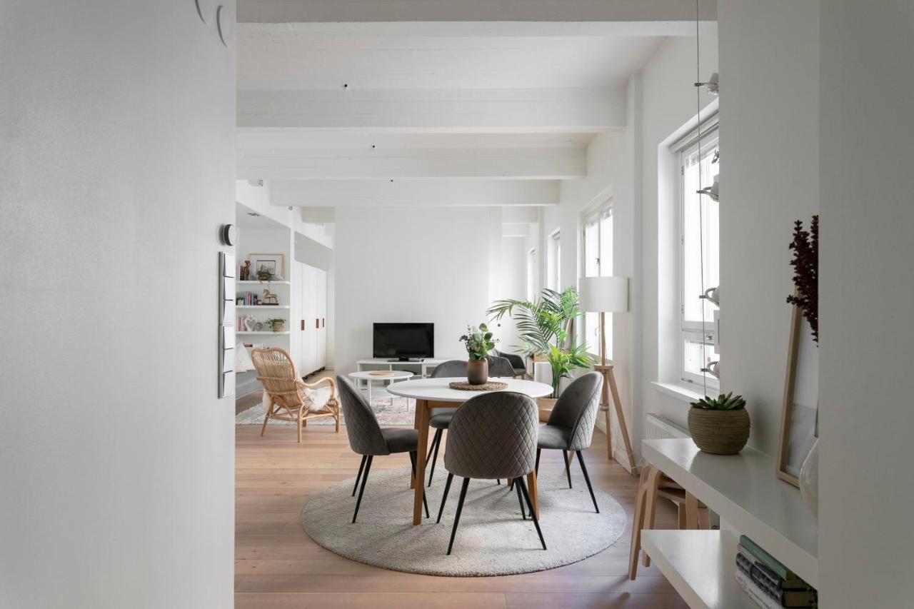 2Ndhomes Loft Apartment With Spa & Balcony By The White Church Helsinki Ngoại thất bức ảnh